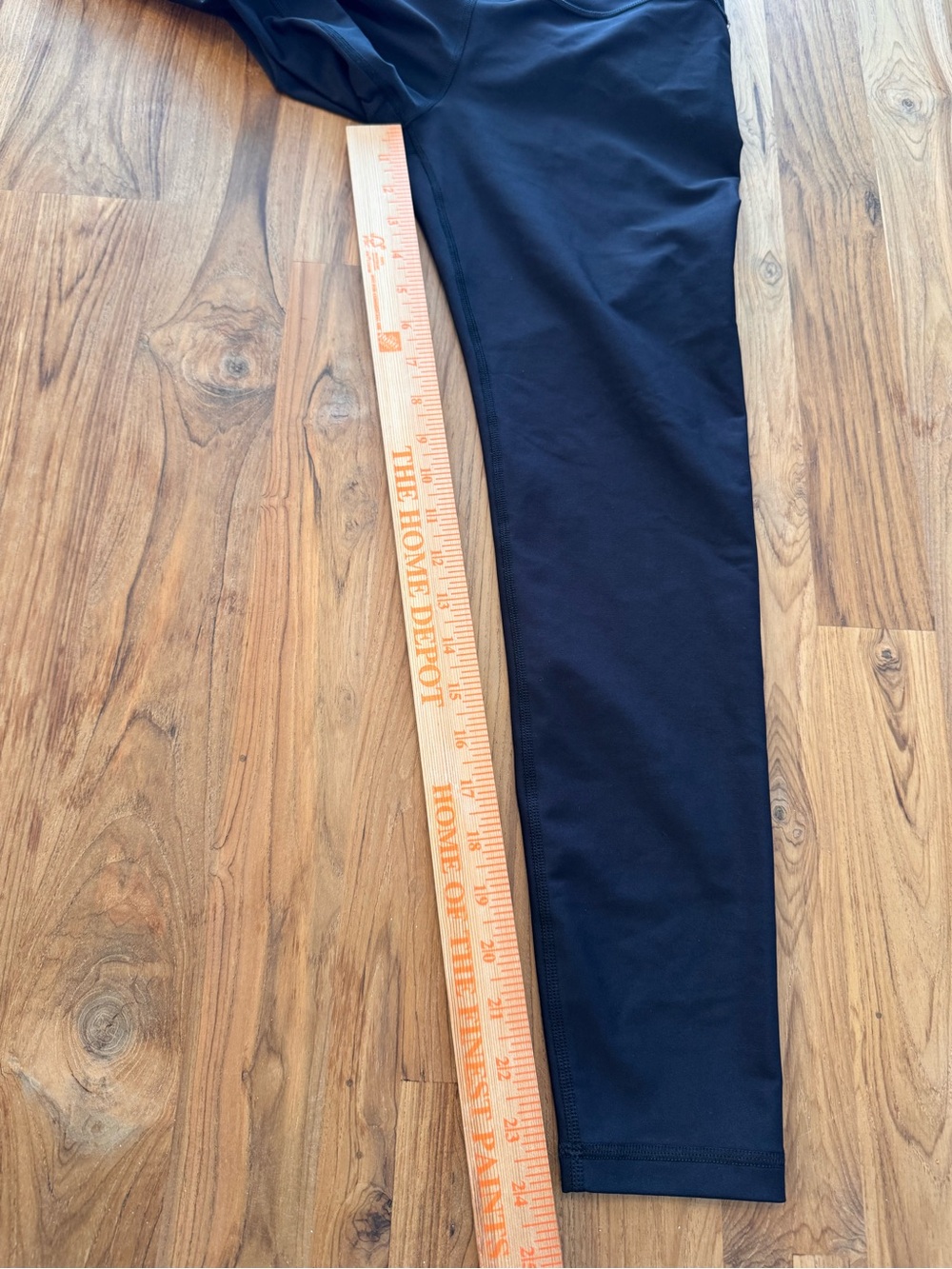 Old Navy Black Active Leggings Women’s Medium High Rise Powersoft Go Dry - Picture 5 of 7